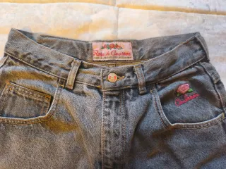 Pantalón vaquero gris