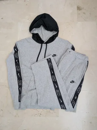 Conjunto Chándal Nike Gris y Negro
