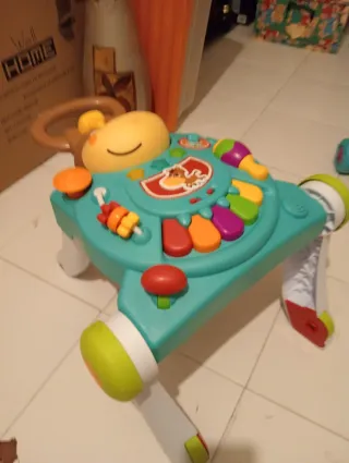 Correpasillos bebé caballo con actividades