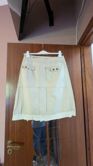 Gonna vintage beige con pizzo
