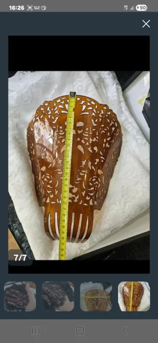 Mantilla madrina, peineta marrón y guantes negros