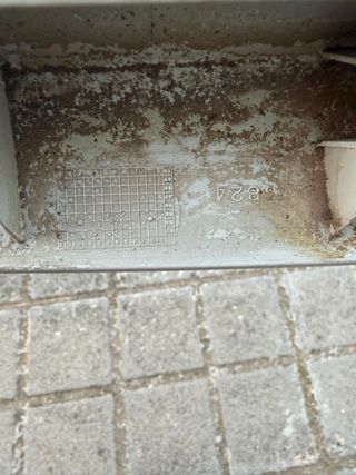 Moldura superior maletero Golf 5