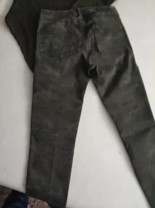 Conjunto Zara: Pantalón y Jersey Verde