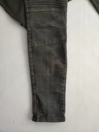 Conjunto Zara: Pantalón y Jersey Verde