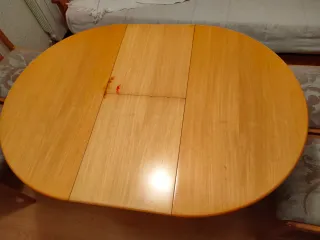 Mesa comedor redonda extensible con 4 sillas