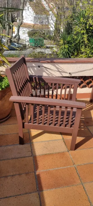 Sillones de jardín de madera marrones
