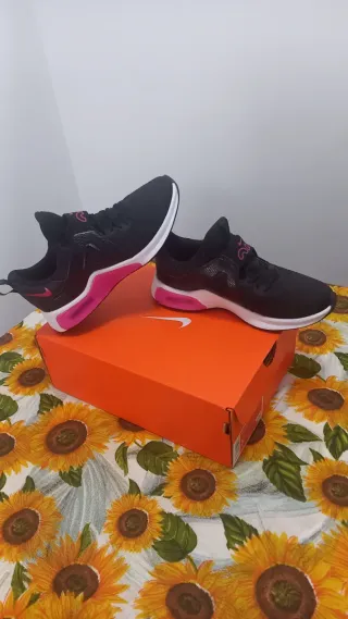 Nike Bella TR5 Talla 36