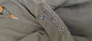 Cazadora bomber five verde militar