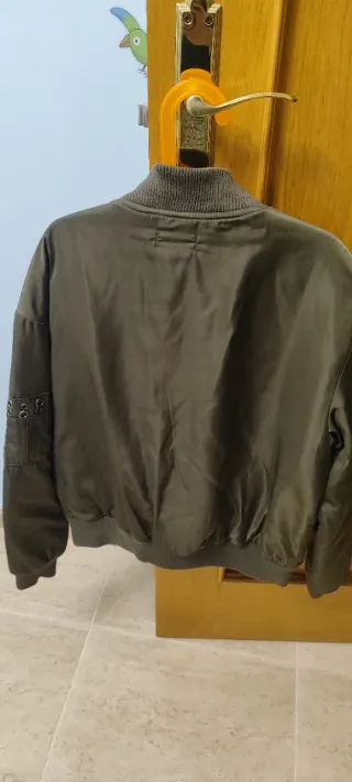 Cazadora bomber five verde militar