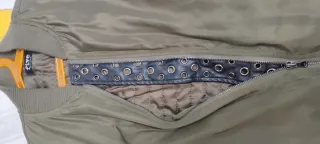 Cazadora bomber five verde militar