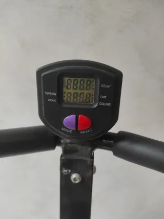 Power Crunch Display Attrezzo Fitness