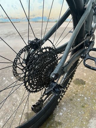 Bici Enduro a Doppia Sospensione