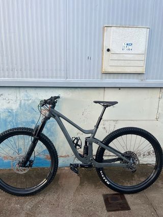 Bici Enduro Doble Suspensión