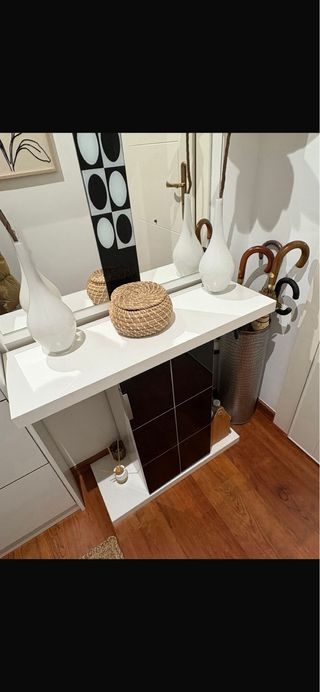 Mueble Auxiliar Recibidor y espejo