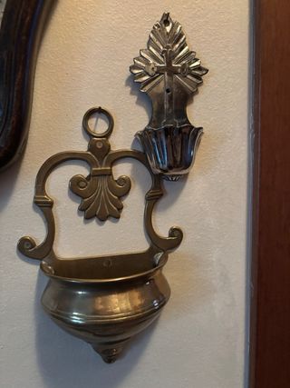 2 acquasantiere in metallo