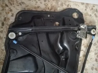 Guía elevalunas derecho Golf 4