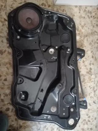 Guía elevalunas derecho Golf 4