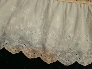 Top de Crochet y tela bordada.