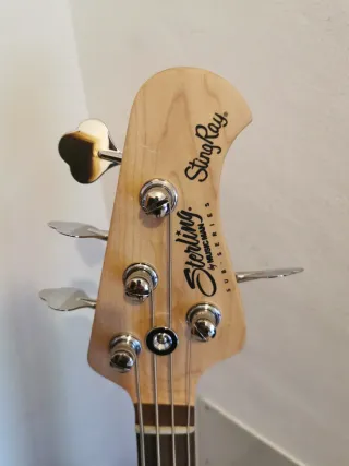 Bajo Sterling StingRay