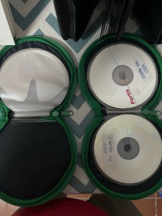 Lote 202 libro Paz Padilla y Porta CDs