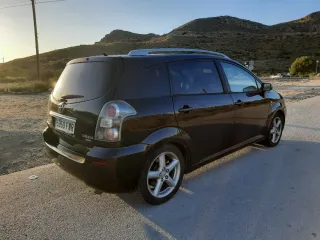 Toyota Corolla 2007 177cv 7 plazas