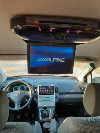 Toyota Corolla 2007 177cv 7 plazas