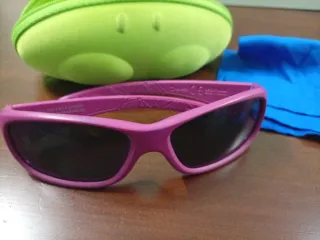 Gafas de sol infantiles rosas