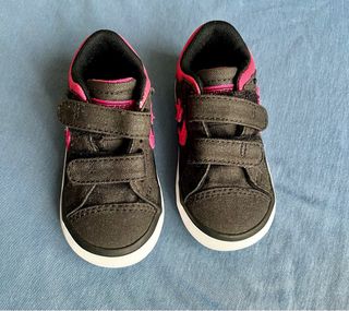 Deportivas Converse bebe talla 21 Negras y Rosas