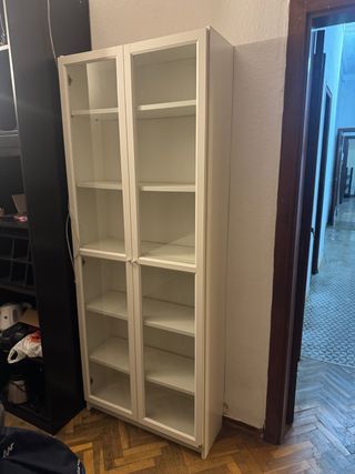 Vitrina Blanca con Puertas de Cristal