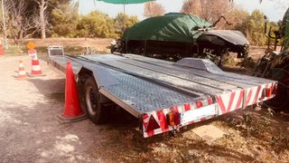 Se alquila remolque o se acen transporte