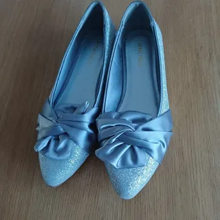 Bailarinas Anna Field plateadas con lazo