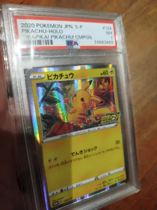 Carta Pokémon Pikachu Holo PSA Pika Pika 2020
