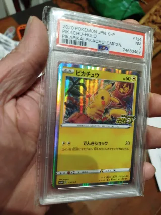 Carta Pokémon Pikachu Holo PSA Pika Pika 2020
