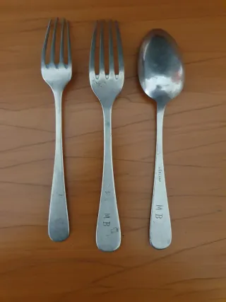 Set de cubiertos: tenedores plata cuchara