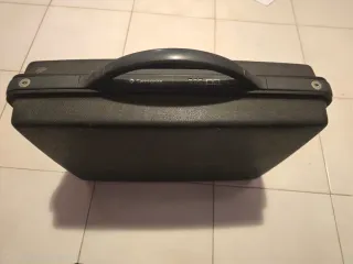 Maletín Samsonite Negro con Llaves