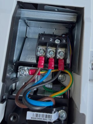 Electricidad aire acondicionado y fontanería