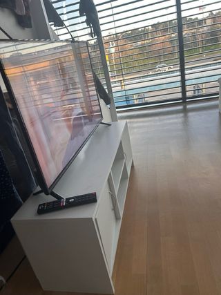 Cama + Mesa TV + Mesas Auxiliares