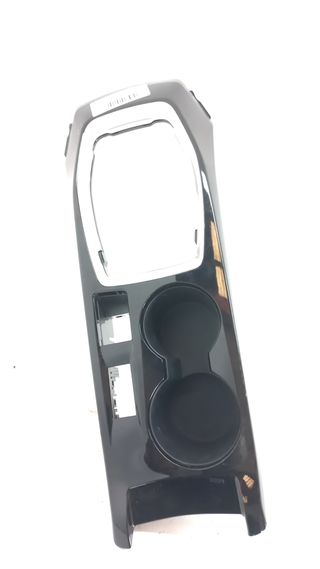 CONSOLA CENTRAL PEUGEOT 2008 (P1) 803329