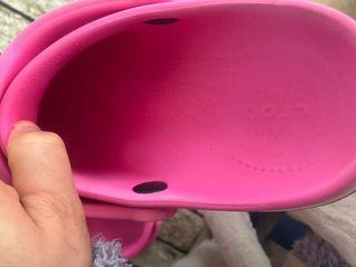 Crocs rosas