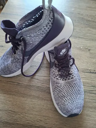 Nike Air Max Thea Ultra Viola