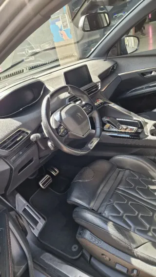 Peugeot 5008 2020