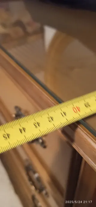 Cómoda de madera con 7 cajones