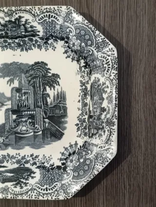 Fuente antigua Pickman S.XIX