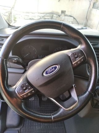 Ford Transit Custom 2019. 13.800€