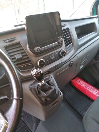 Ford Transit Custom 2019. 13.800€