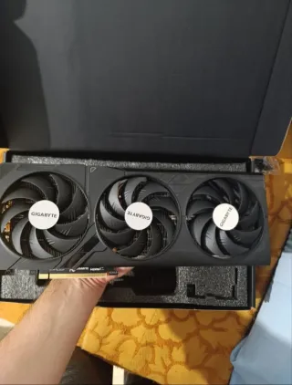 Gigabyte RTX 4080 SUPER 16GB