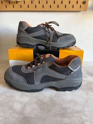 Zapatos de seguridad Mendi grises y naranjas