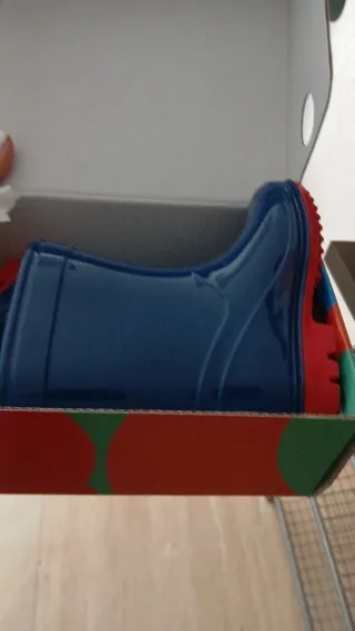 Botas de agua azules para niños