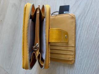 Cartera monedero Misako amarilla nueva