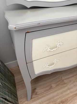 Cómoda vintage francesa con espejo